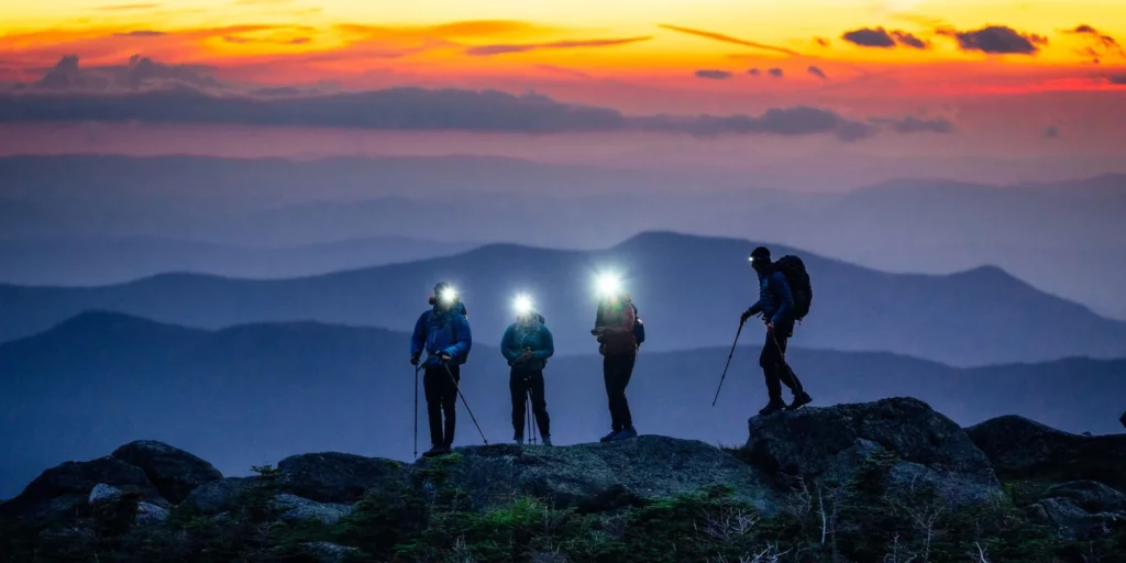 چراغ قوه پیشانی کوهنوردی 
